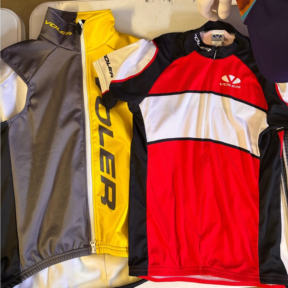 Men’s medium Voler cycling vest and cycling jersey